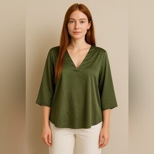 Banana Republic Green Asymmetrical 3/4 Sleeve Blouse